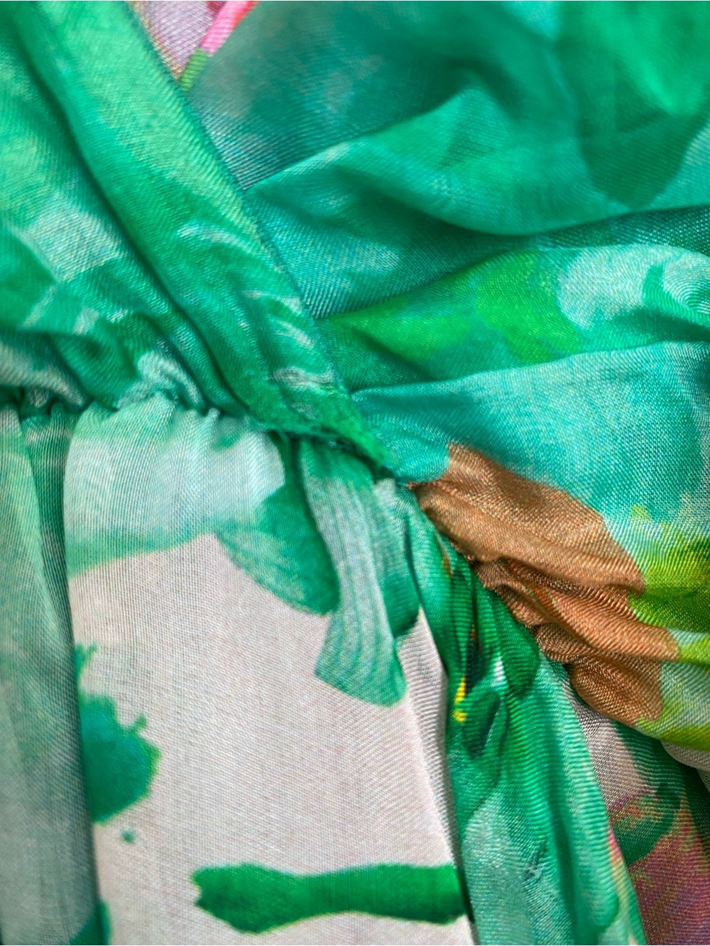 NT Amati Green Floral Tie-Front Midi Dress by - Picture 5 of 9